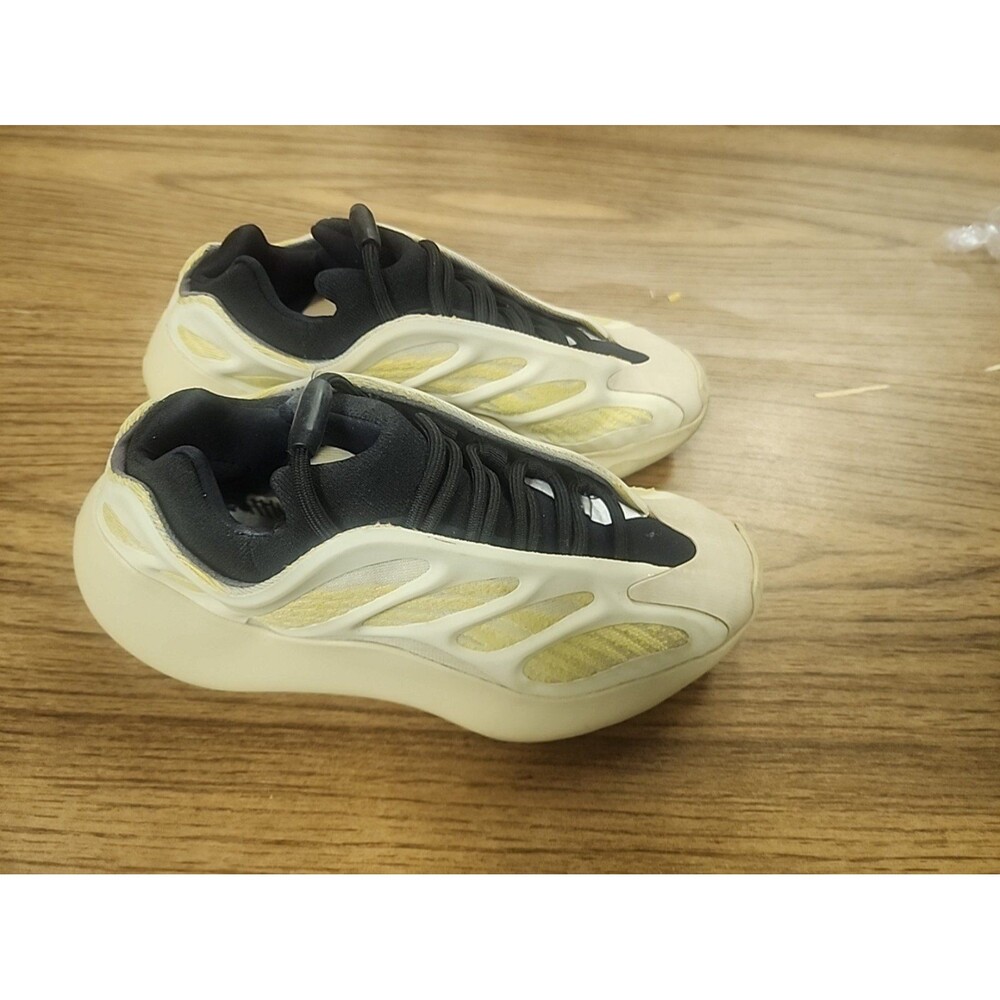 Mens Adidas Yeezy 700 V3 'Safflower' G54853 Adult Unisex Sneakers Shoes